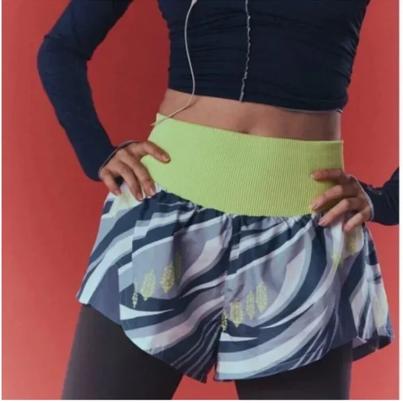 Free People Carpe Diem Printed Shorts in Sporty Stripe Combo Skyline Retail $50 - Picture 3 of 9